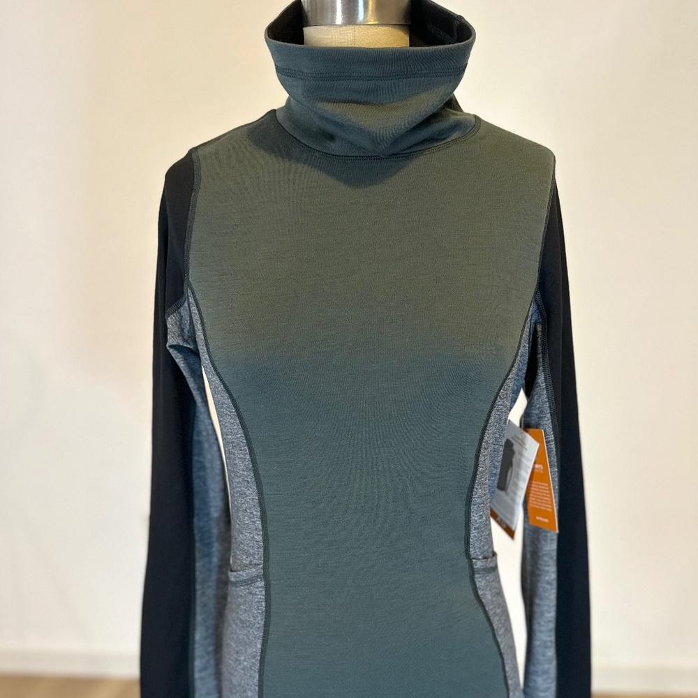 NWT Kerrits Stable Temp Merino Wool Top Size XS